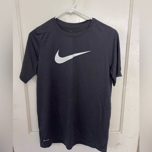 Boys Nike dry fit shirt